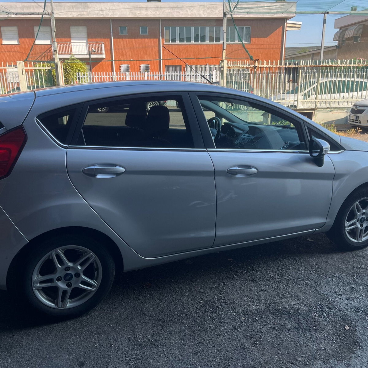 Ford Fiesta 1.0 80CV 5 porte Titanium (14)