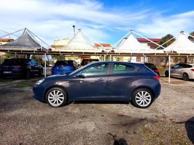 Alfa Romeo Giulietta 1.6 JTDm Ti 120cv (8)