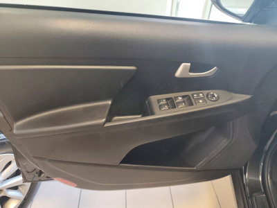 Kia Sportage 1.7 CRDI VGT 2WD Class (12)