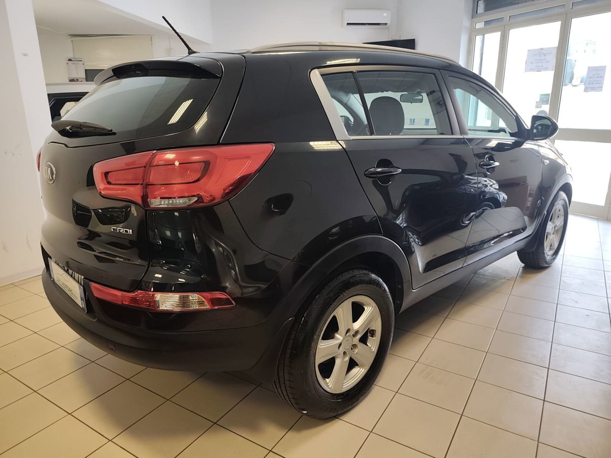 Kia Sportage 1.7 CRDI VGT 2WD Class (4)