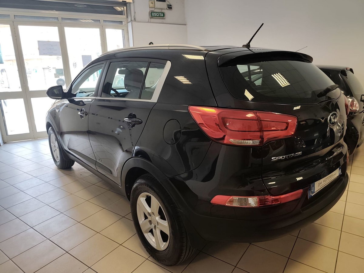 Kia Sportage 1.7 CRDI VGT 2WD Class (5)