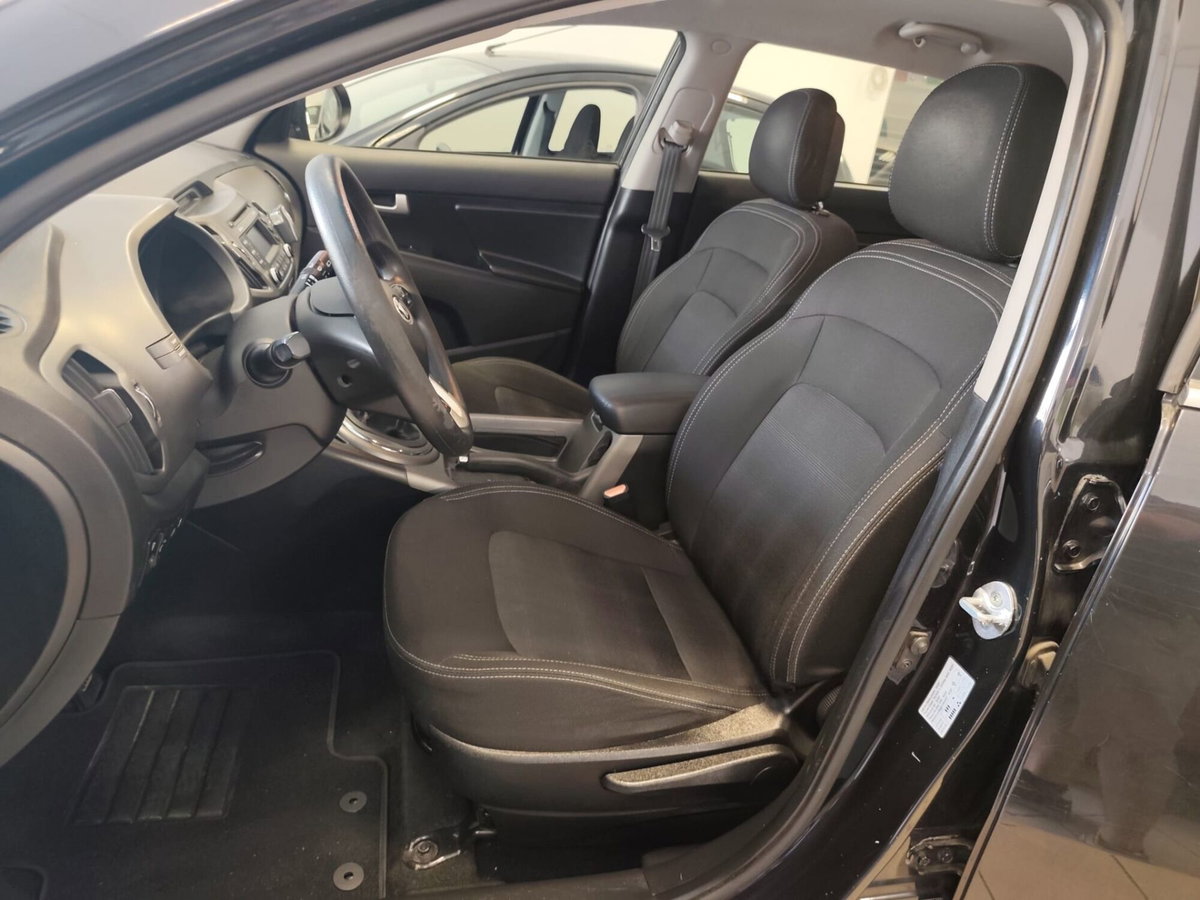 Kia Sportage 1.7 CRDI VGT 2WD Class (8)