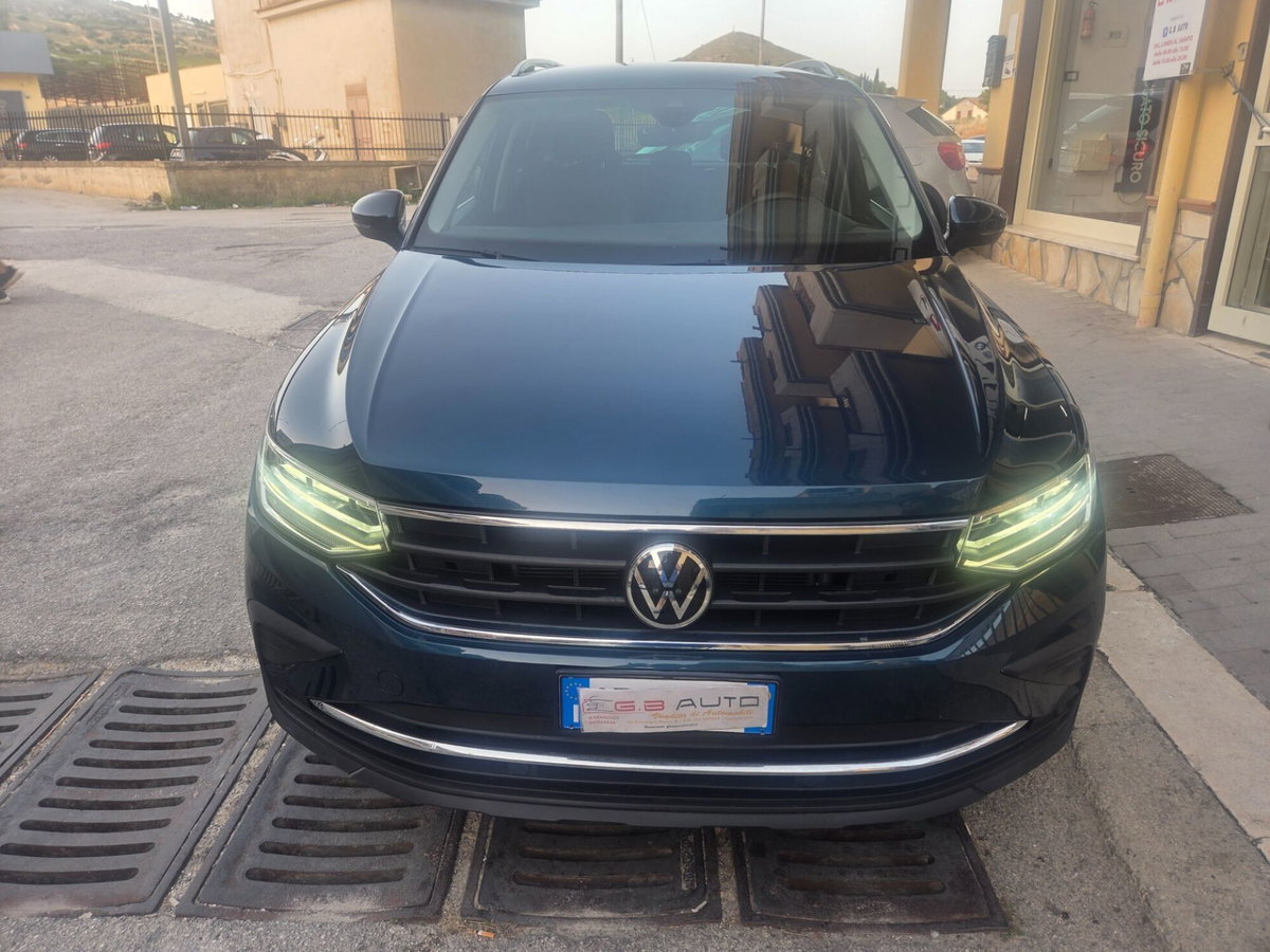 Volkswagen Tiguan 2.0 TDI 150 CV SCR DSG 4MOTION Elegance (5)