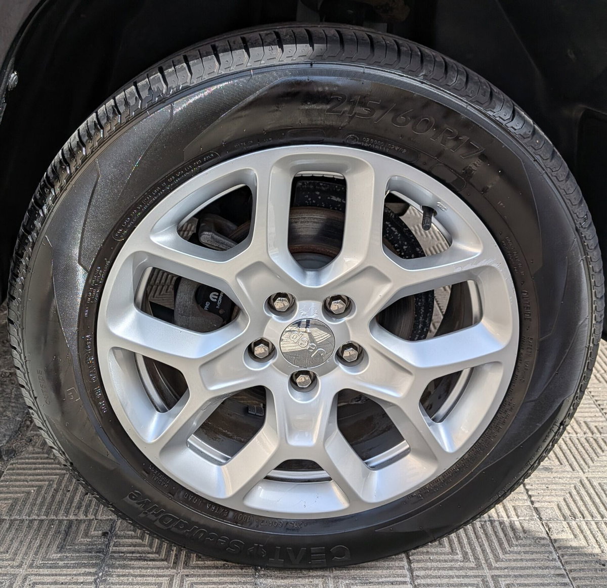 Jeep Renegade 1.6 Mjt 120 CV Limited (16)