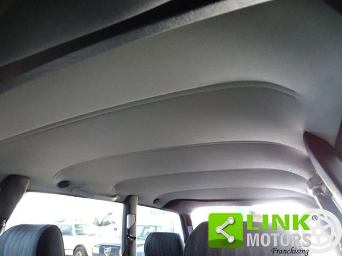 Mercedes-Benz 200 Station Wagon 200 TE-16 cat Station Wagon (15)