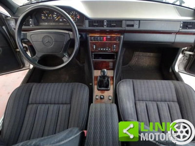 Mercedes-Benz 200 Station Wagon 200 TE-16 cat Station Wagon (4)