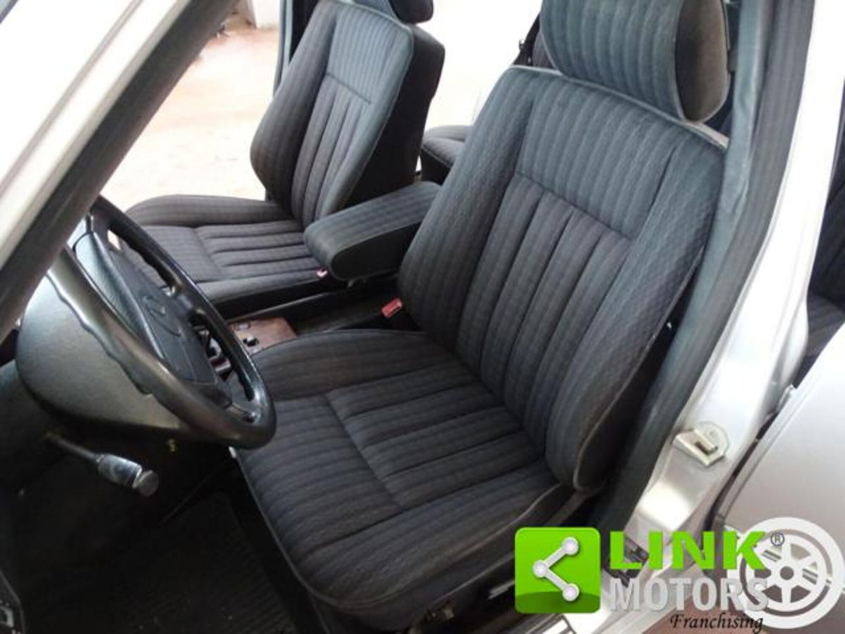Mercedes-Benz 200 Station Wagon 200 TE-16 cat Station Wagon (5)