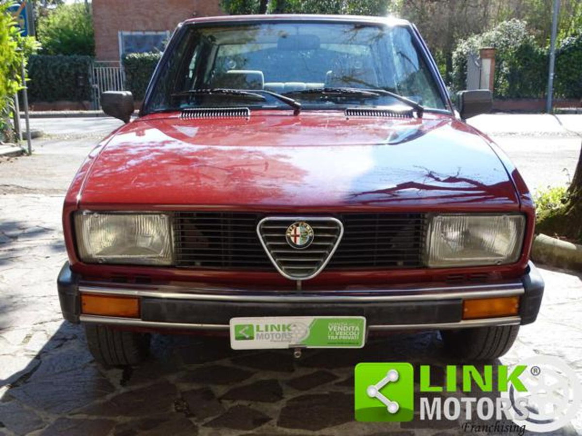 Alfa Romeo Alfetta 1.6 (2)