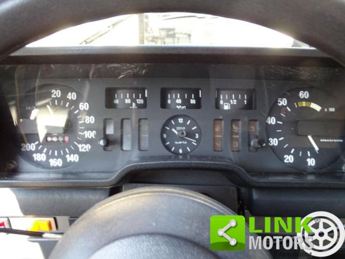 Alfa Romeo Alfetta 1.6 (4)