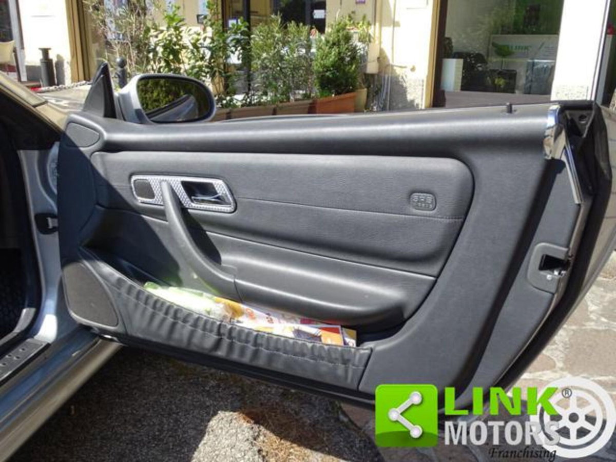 Mercedes-Benz SLK 200 cat Kompressor Evo (17)