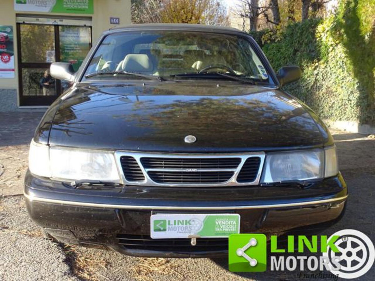 Saab 900 Cabrio 2.0i 16V cat S (2)