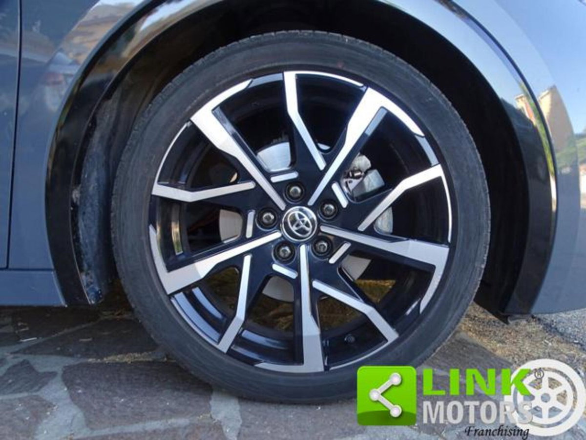 Toyota Prius 2.0 phev Lounge (18)