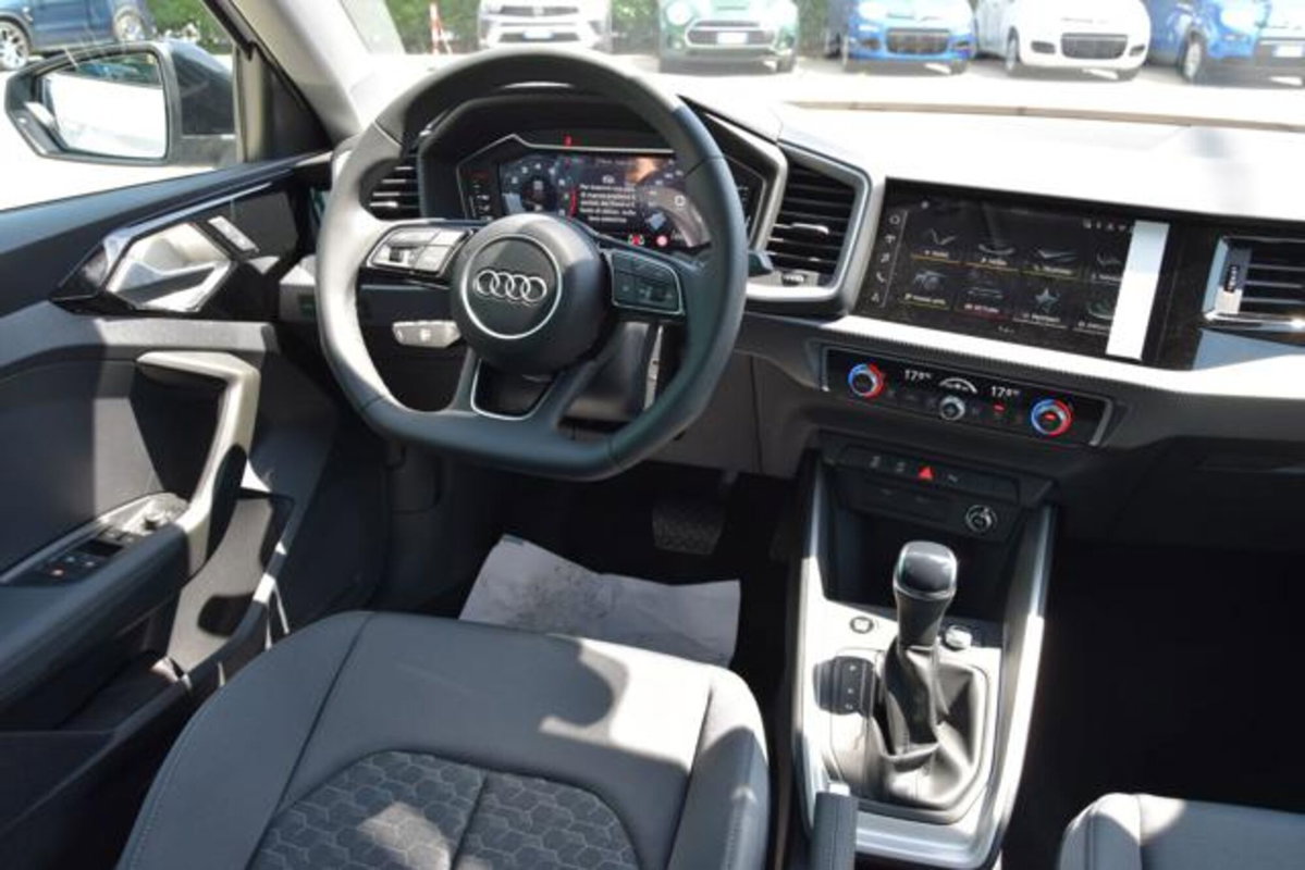 Audi A1 Sportback 30 TFSI S tronic Admired (9)