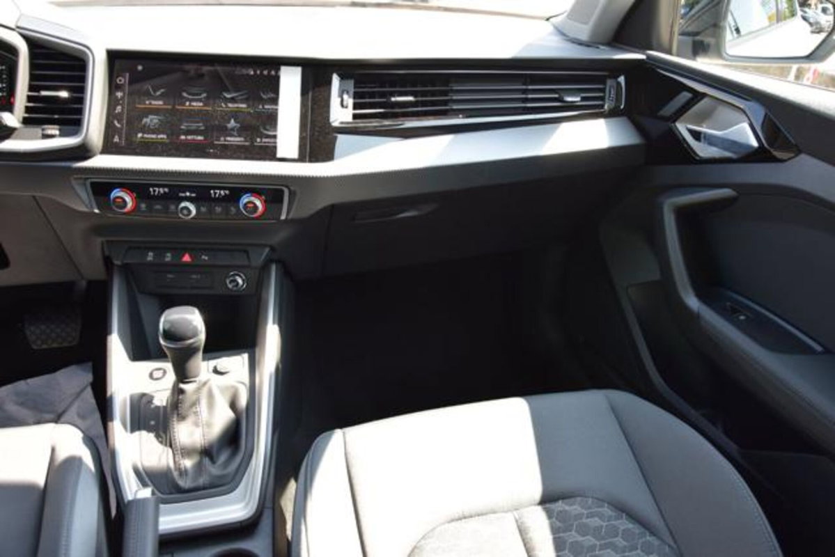 Audi A1 Sportback 30 TFSI S tronic Advanced (10)