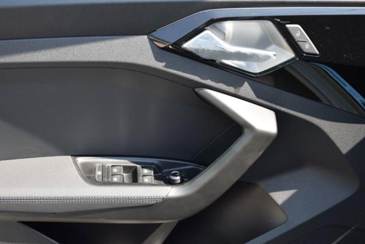 Audi A1 Sportback 30 TFSI S tronic Advanced (11)