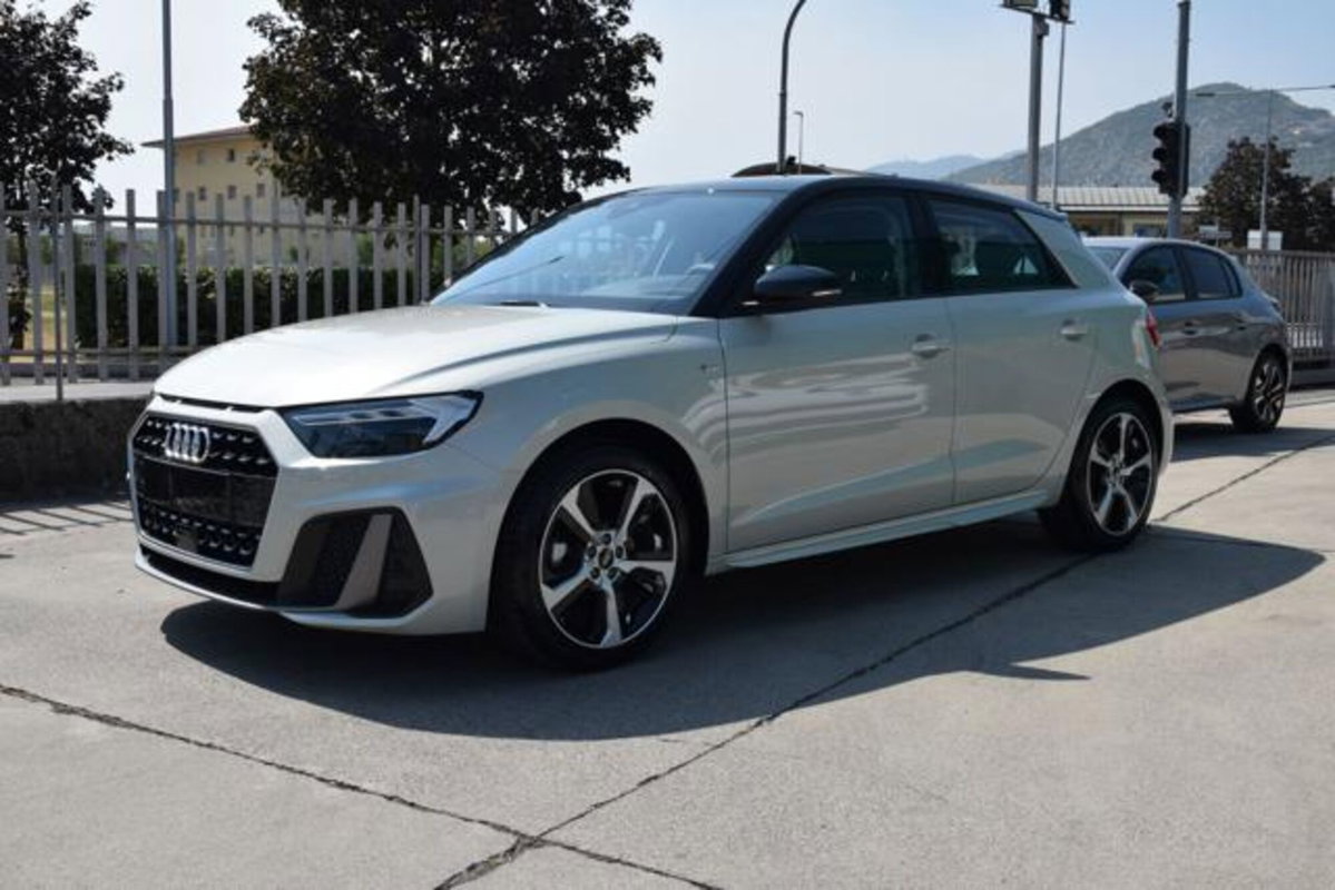 Audi A1 Sportback 30 TFSI S tronic Advanced (3)