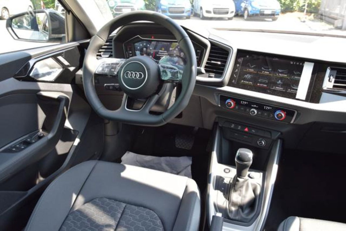 Audi A1 Sportback 30 TFSI S tronic Advanced (9)