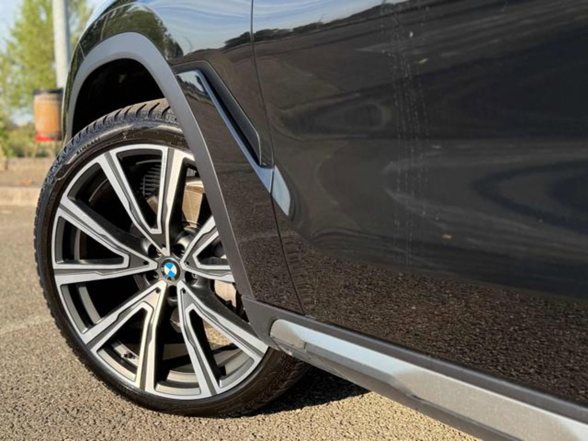 BMW X6 xDrive30d 48V xLine (10)