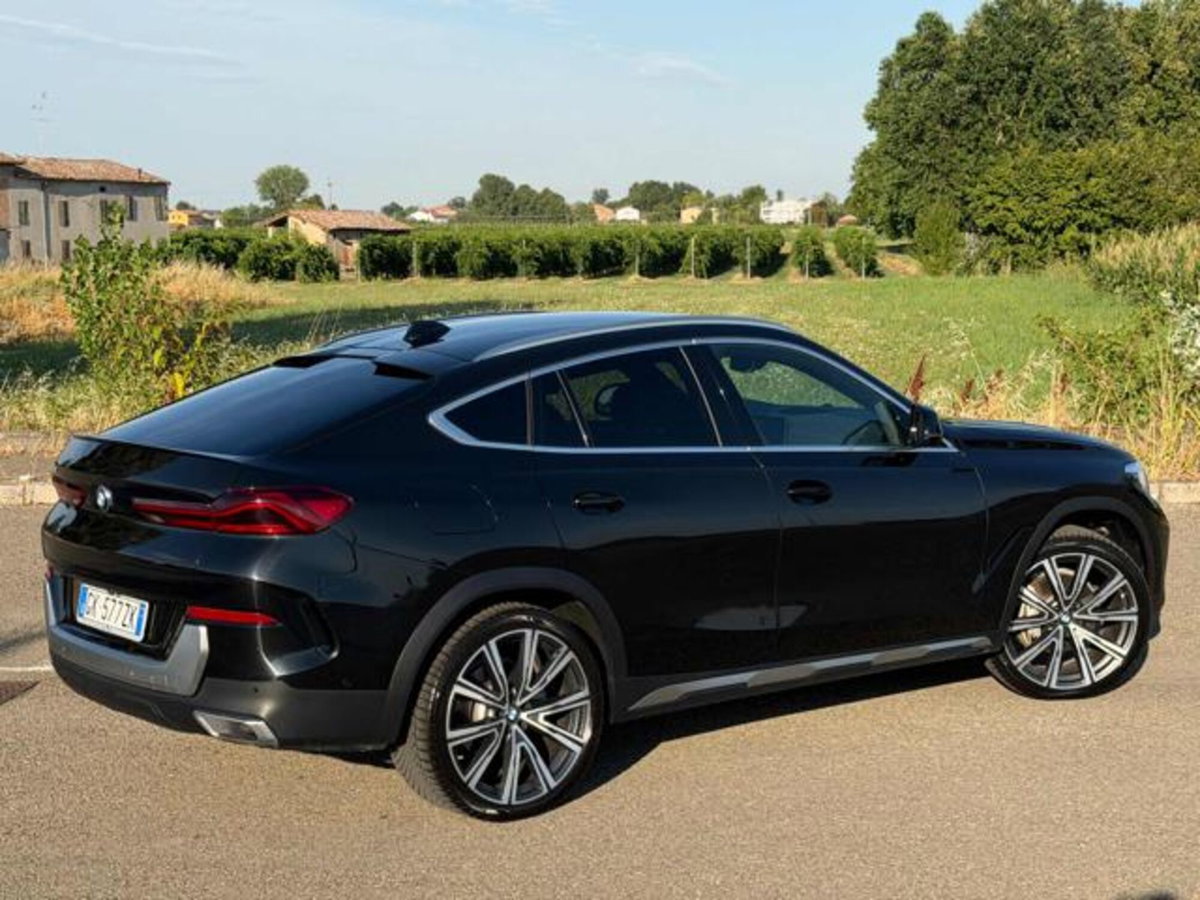 BMW X6 xDrive30d 48V xLine (11)