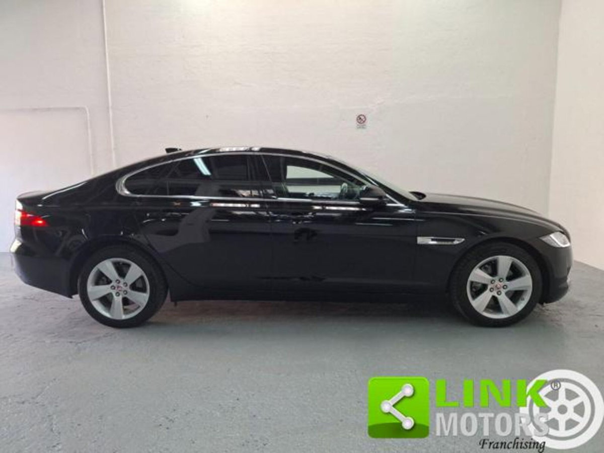 Jaguar XF 2.0 D 180 CV aut. Prestige (14)