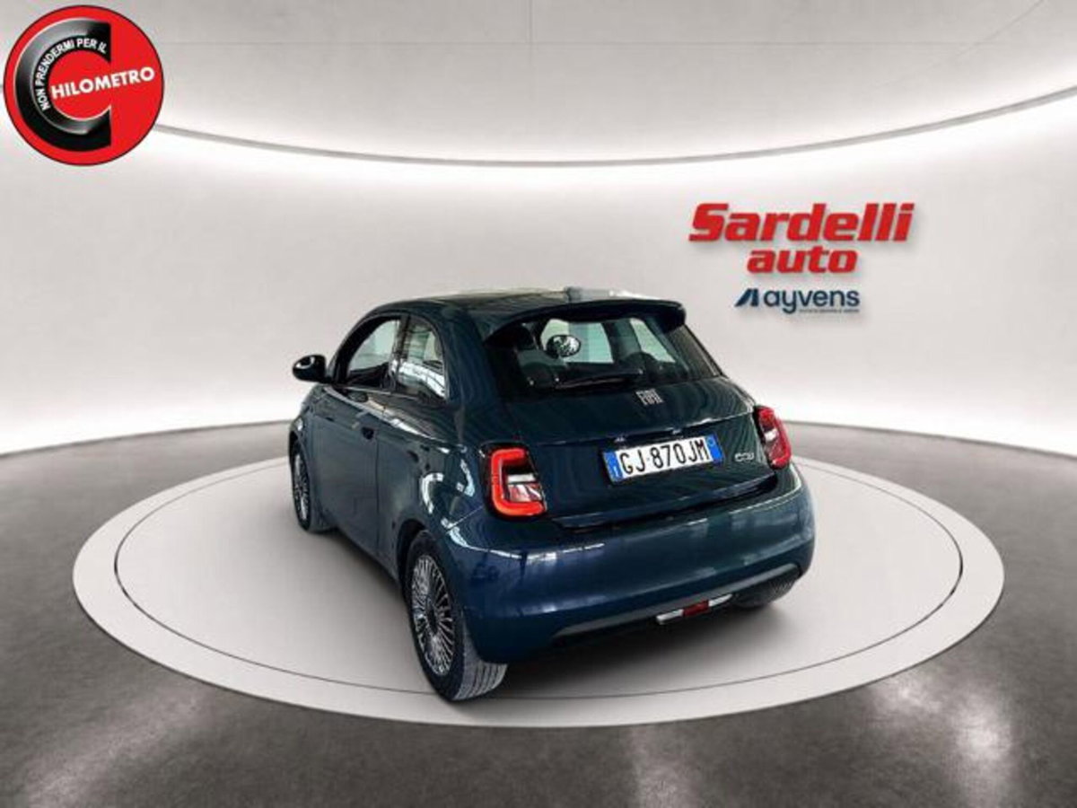 Fiat 500e Icon Berlina 42 kWh (3)