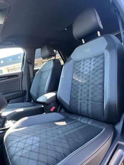 Volkswagen T-Roc 1.0 TSI R-Line (7)