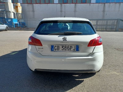 Peugeot 308 BlueHDi 130 S&S EAT8 Allure Pack (3)