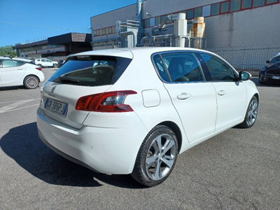 Peugeot 308 BlueHDi 130 S&S EAT8 Allure Pack (4)