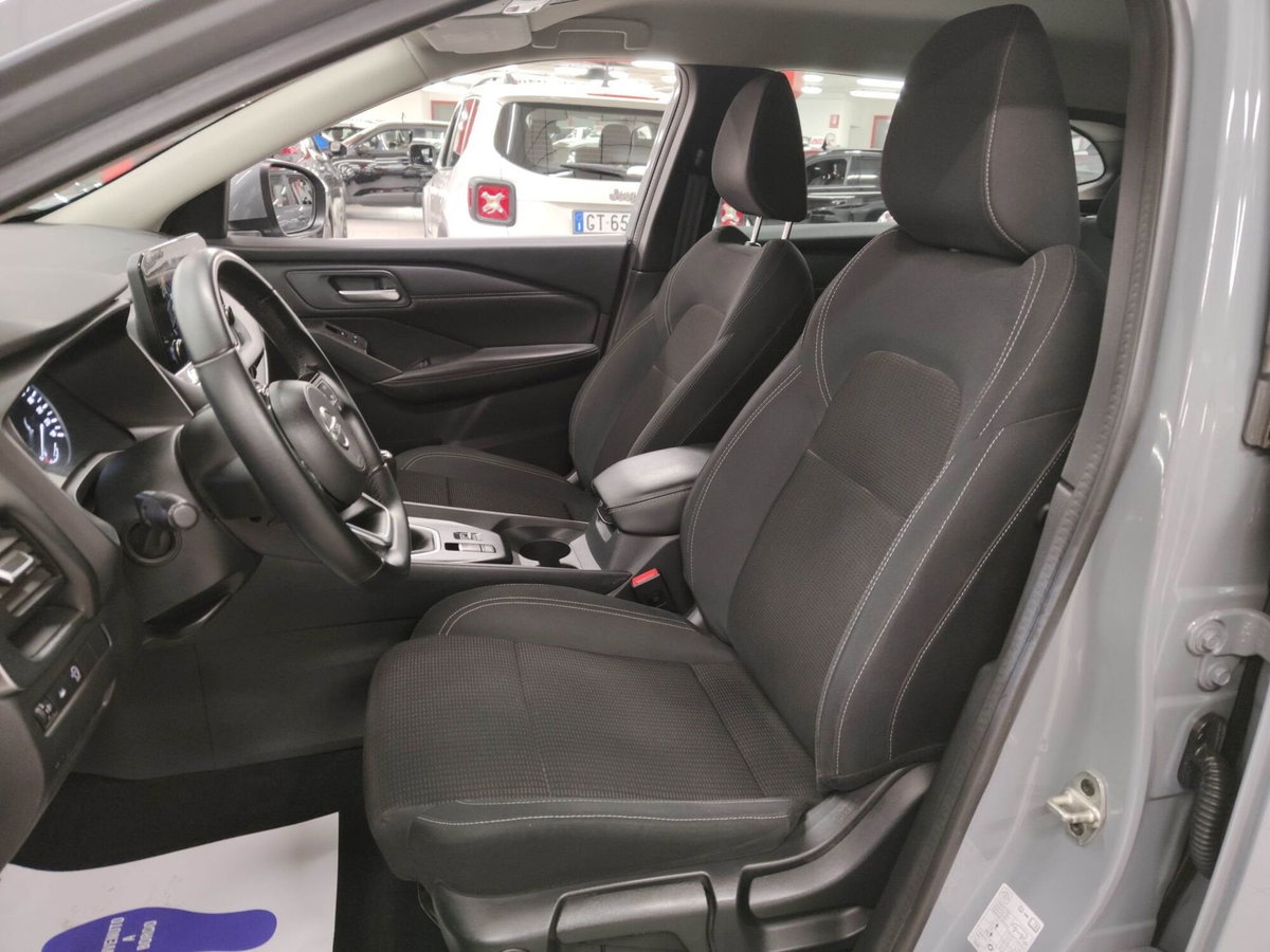 Nissan Qashqai 1.3 mhev Business 2wd 140cv (12)