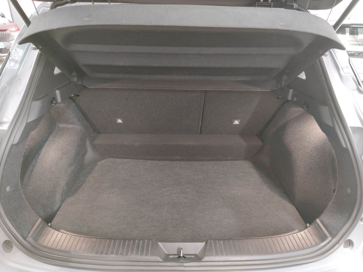 Nissan Qashqai 1.3 mhev Business 2wd 140cv (9)