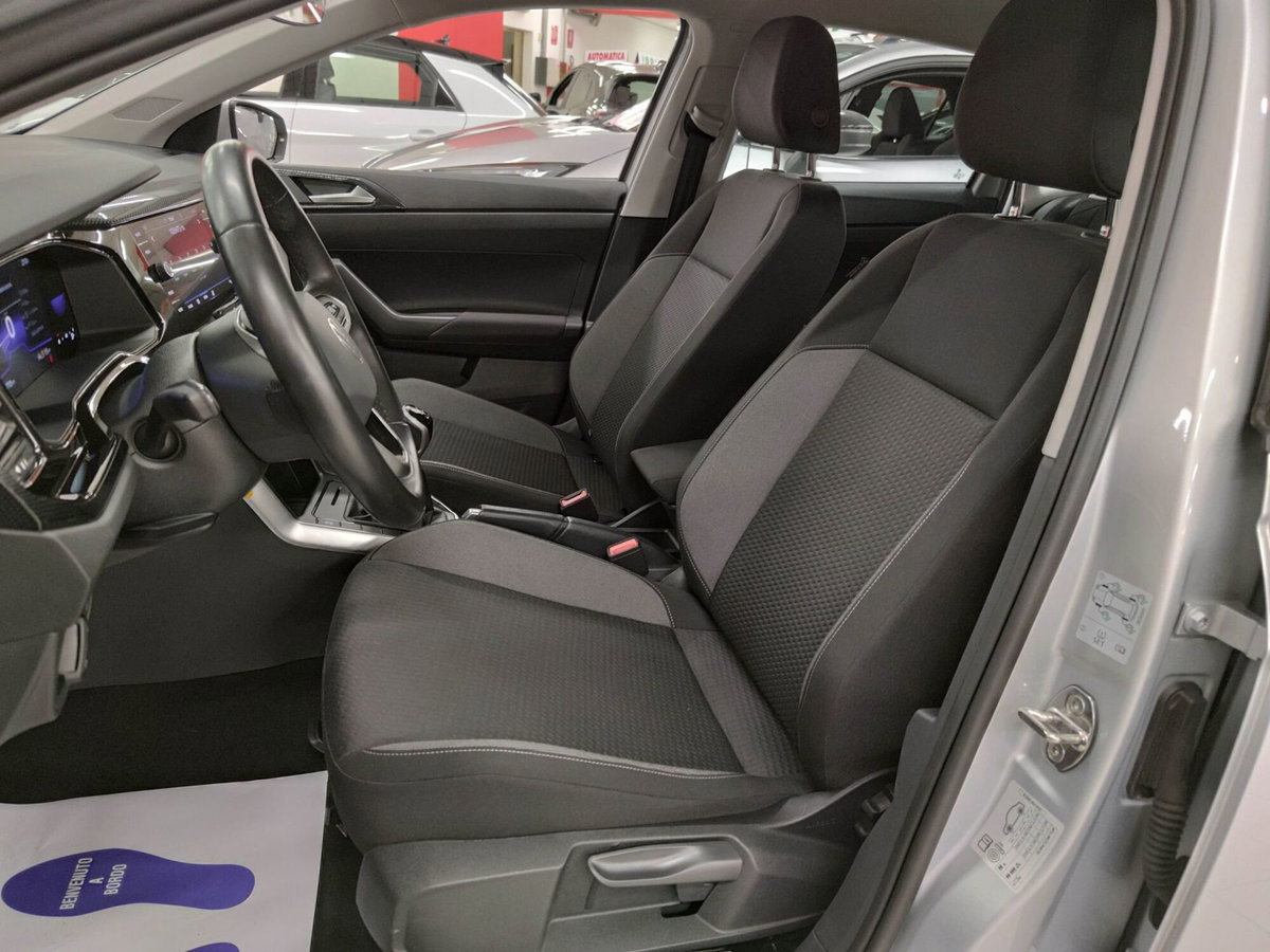 Volkswagen Polo 1.0 Life 80cv (13)