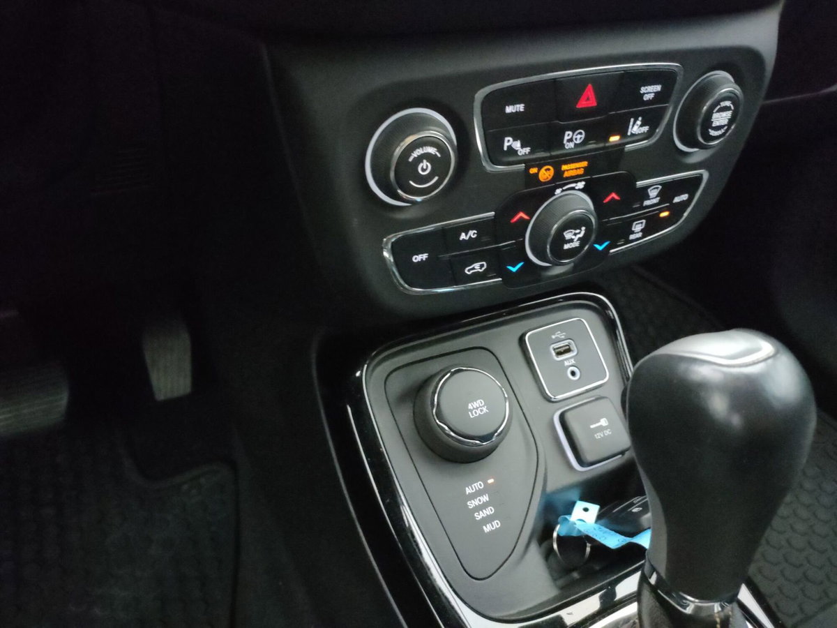 Jeep Compass 1.4 MultiAir 170 CV aut. 4WD Limited (12)