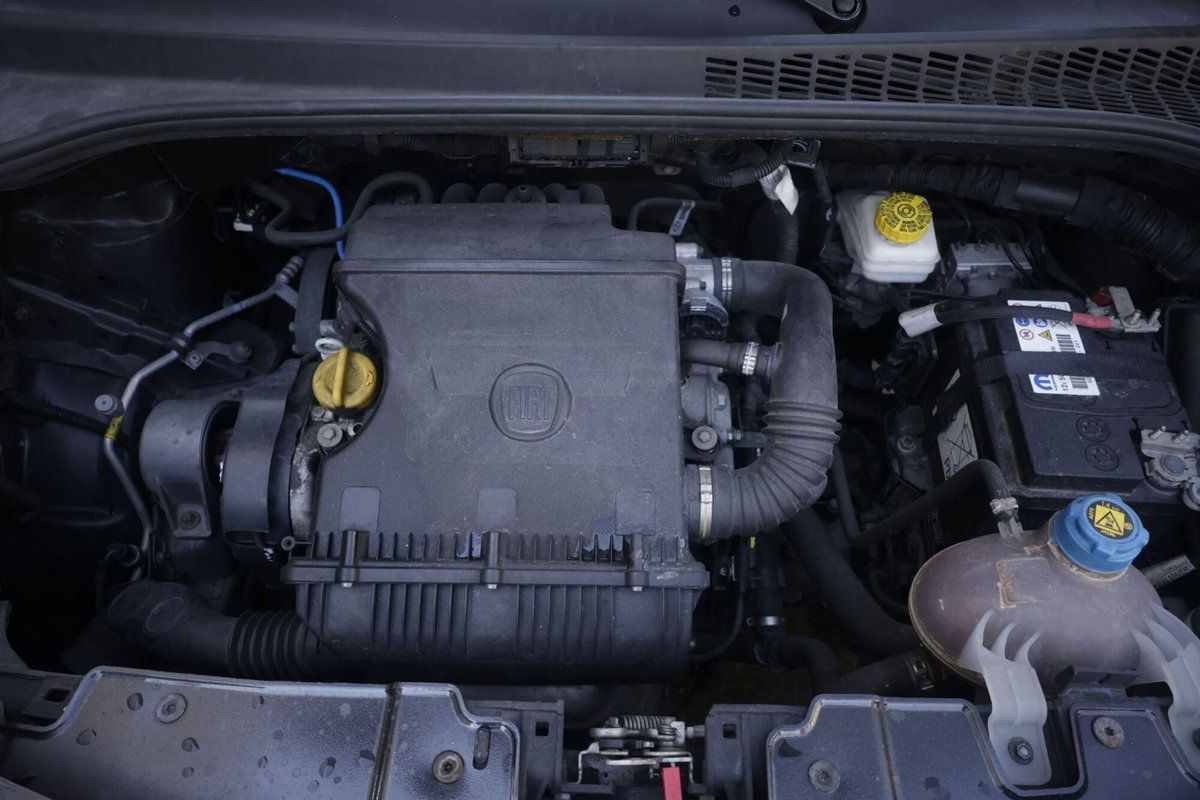 Fiat 500L 1.4 mpi 95cv Urban 4p.ti E6b (19)