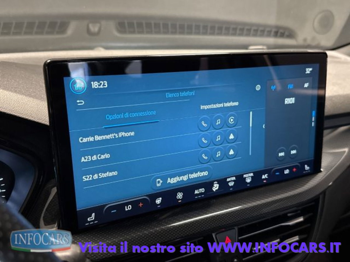 Ford Focus Station Wagon 1.0 EcoBoost Hybrid 155 CV SW ST-Line (17)