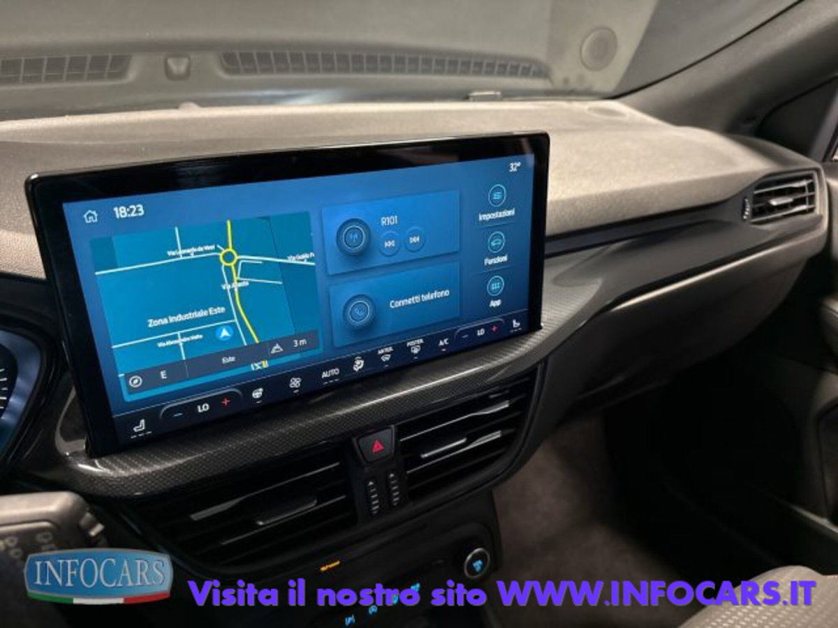Ford Focus Station Wagon 1.0 EcoBoost Hybrid 155 CV SW ST-Line (19)