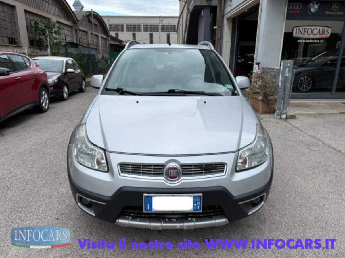 Fiat Sedici 2.0 MJT 16V DPF 4x4 Dynamic (16)