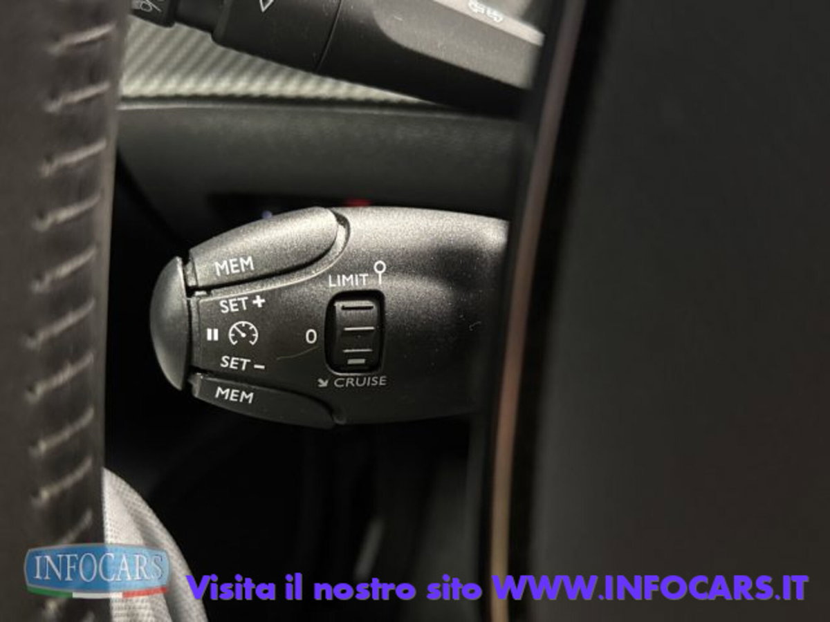 Peugeot 2008 BlueHDi 110 S&S Allure (18)