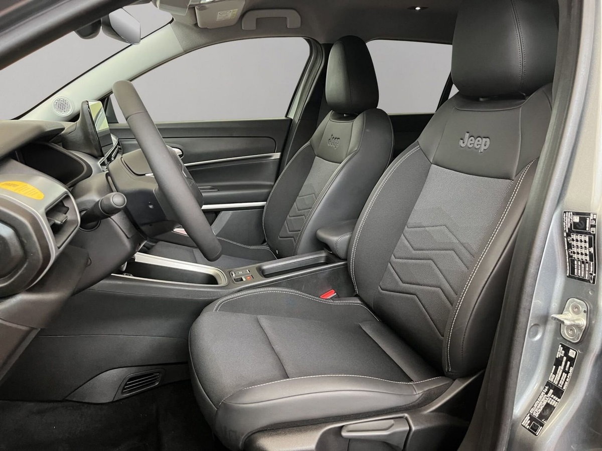 Jeep Avenger full-electric Summit fwd 156cv auto (11)