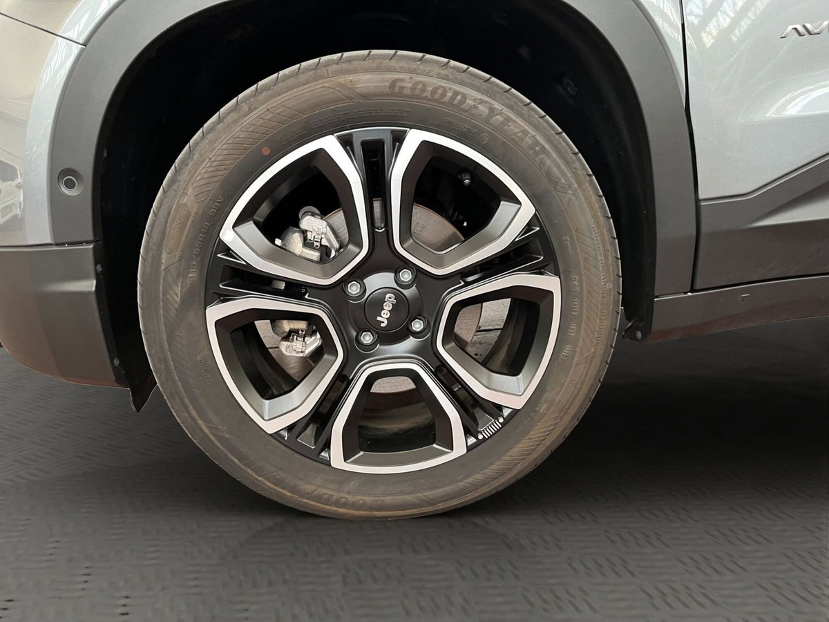 Jeep Avenger full-electric Summit fwd 156cv auto (4)