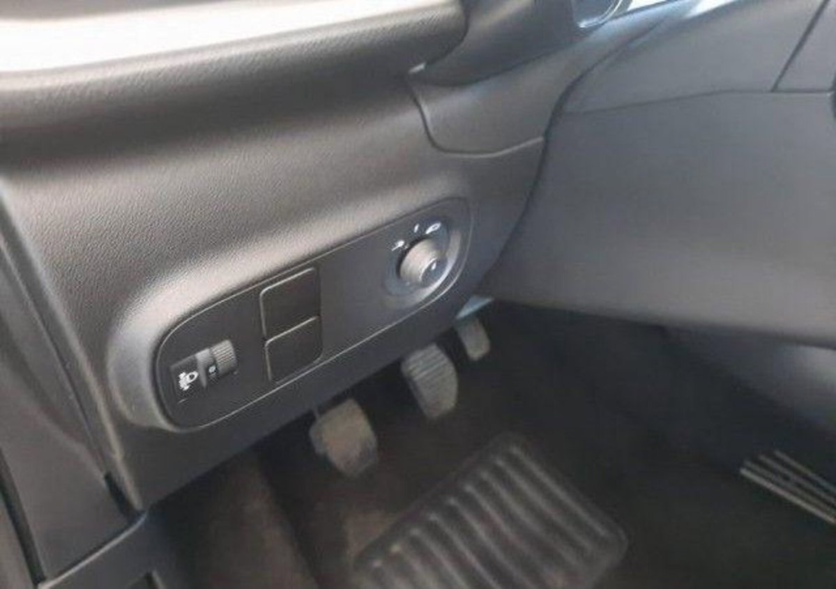 Citroen C3 1.2 puretech Max s&s 83cv neopatentati (11)