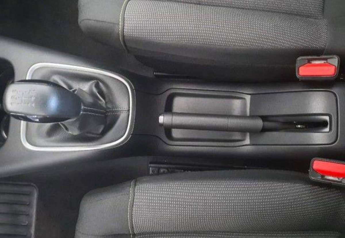 Citroen C3 1.2 puretech Max s&s 83cv neopatentati (12)