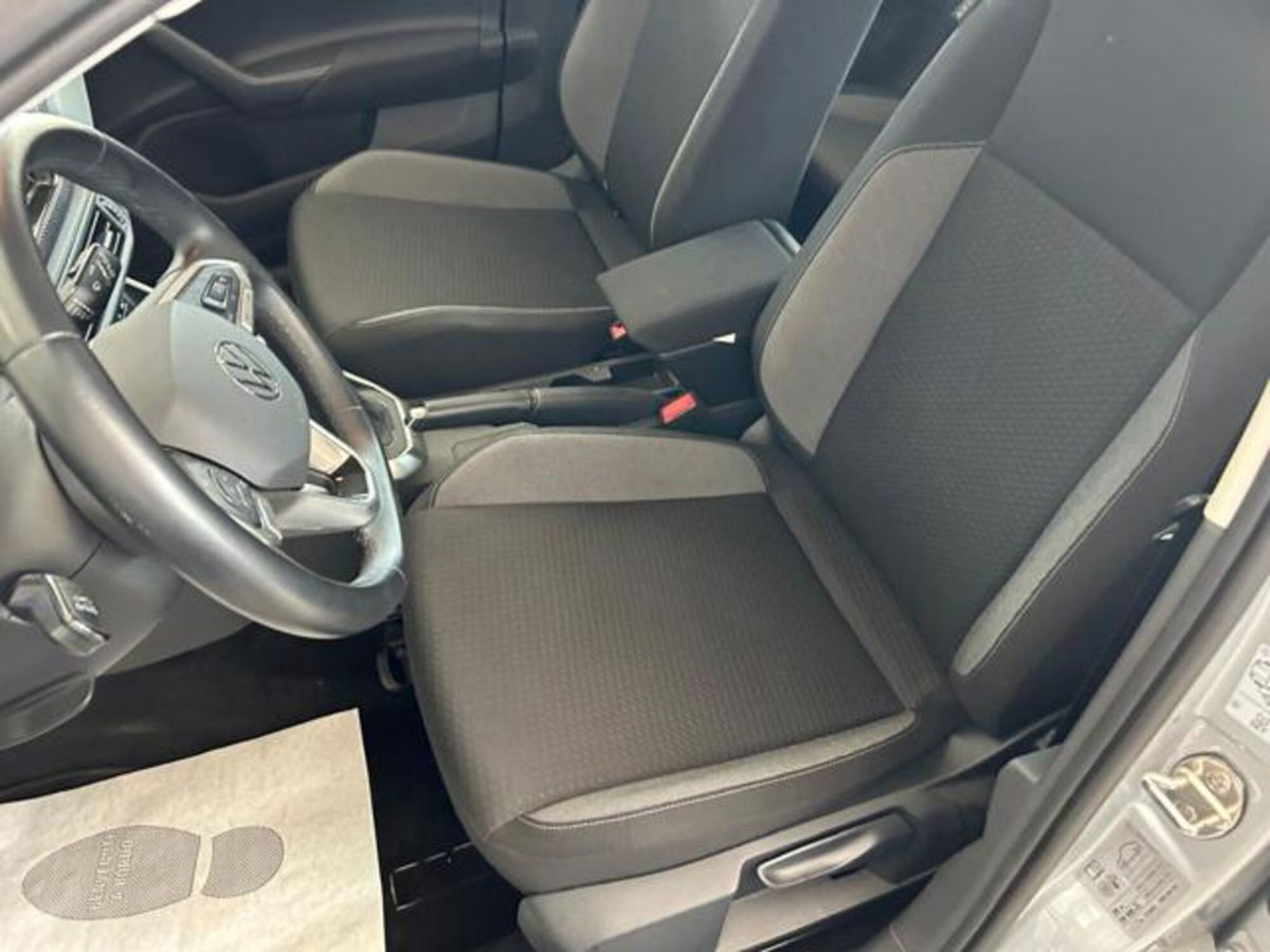 Volkswagen Polo 1.0 tsi Life 95cv (10)