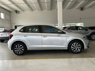 Volkswagen Polo 1.0 tsi Life 95cv (4)