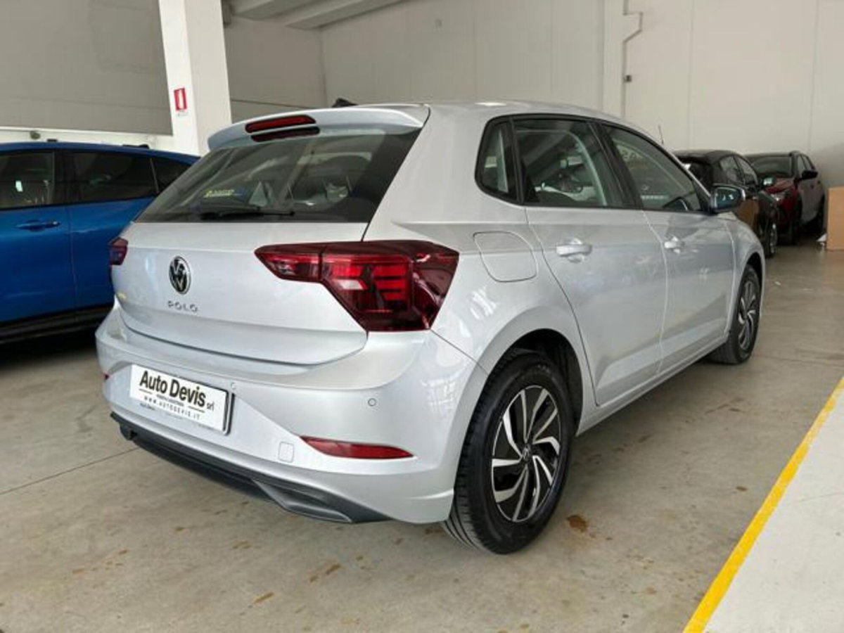 Volkswagen Polo 1.0 tsi Life 95cv (5)