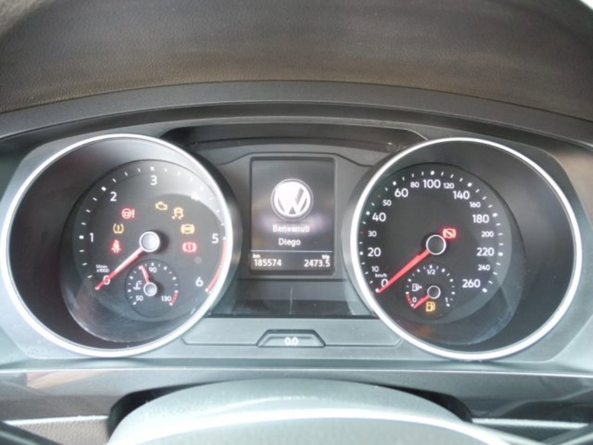 Volkswagen Tiguan 2.0 TDI SCR 4MOTION Style BlueMotion Technology (17)