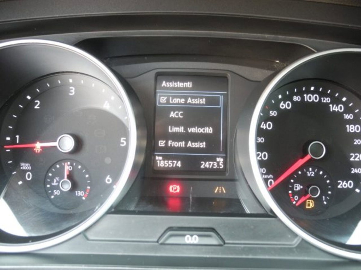 Volkswagen Tiguan 2.0 TDI SCR 4MOTION Style BlueMotion Technology (18)