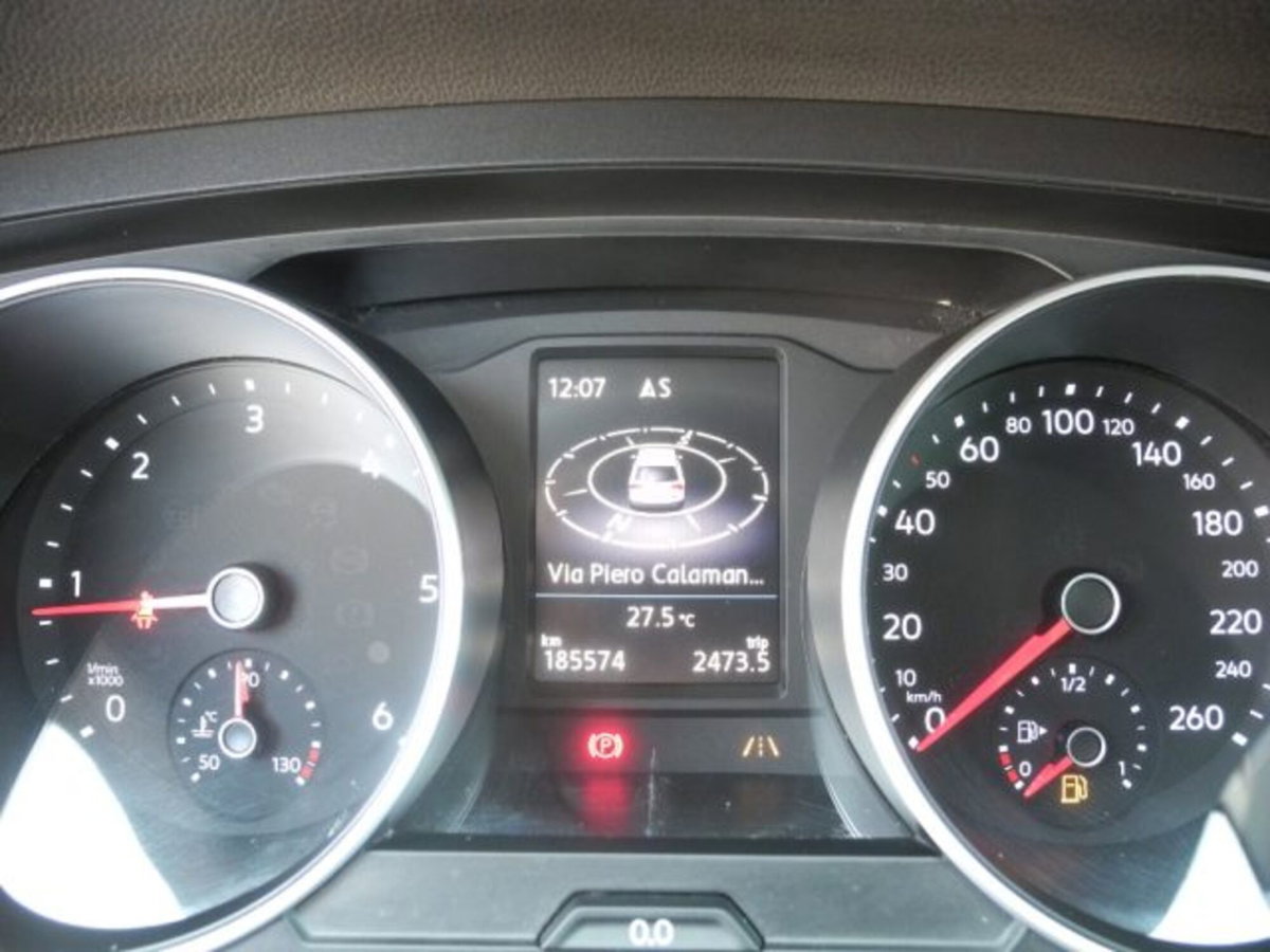 Volkswagen Tiguan 2.0 TDI SCR 4MOTION Style BlueMotion Technology (19)