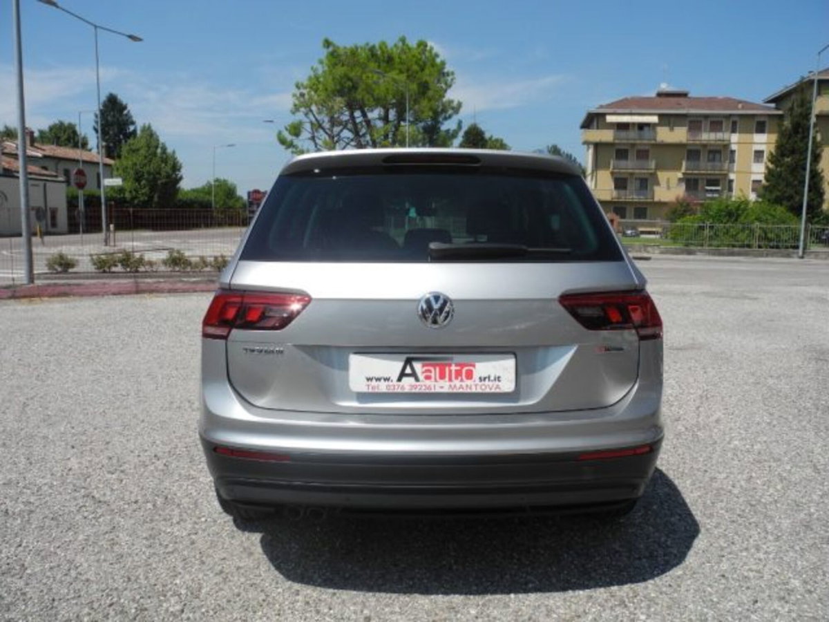 Volkswagen Tiguan 2.0 TDI SCR 4MOTION Style BlueMotion Technology (4)