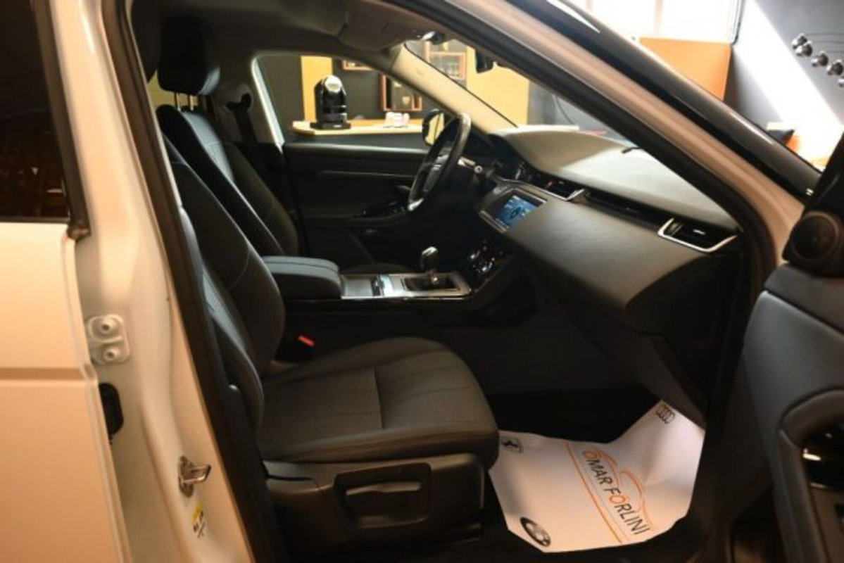 Land Rover Range Rover Evoque 2.0D I4-L.Flw 150 CV (10)