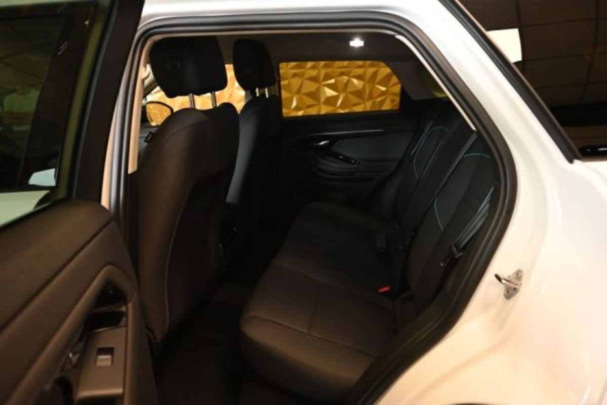 Land Rover Range Rover Evoque 2.0D I4-L.Flw 150 CV (12)
